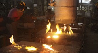 Trabaja en obra energética clave pero busca alternativas para financiarla