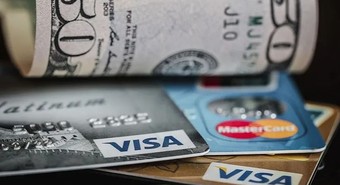 dólar y tarjeta 