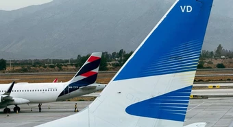 Ya rige el acuerdo Aerolíneas Argentinas-Latam: conectarán más de 100 destinos