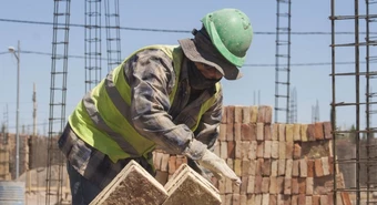 Tras tres caídas consecutivas, la construcción registró un aumento del 2,6%