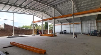 Fábrica necesita electricidad y encara obra estratégica para crecer