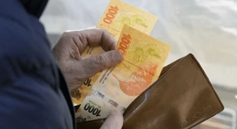 Los salarios crecieron por debajo de la inflación por primera vez en un año