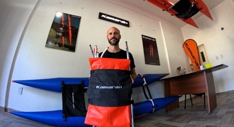 Armó un kayak inflable y sacó a flote un negocio que estrenó fábrica propia