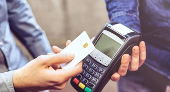 Qué hacer y cómo reclamar por consumos duplicados en la tarjeta de crédito