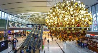 Mayo cerró con más salidas que entradas de turistas 