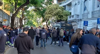 Allanamiento en el sindicato de Obras Sanitarias.