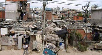 Para la UCA, la pobreza llegó a casi el 50% en el tercer trimestre