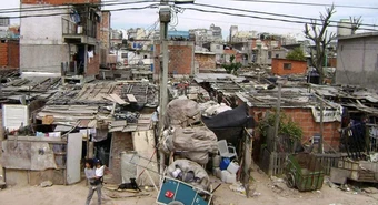 Para la UCA, la pobreza llegó a casi el 50% en el tercer trimestre
