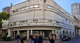 El centro se llena de chucherías: otro mega bazar llega a la peatonal