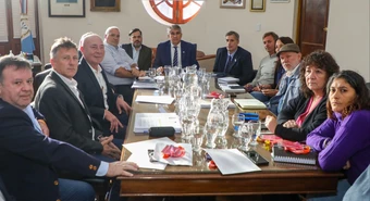Paritarias en Santa Fe: no hubo acuerdo y se pasó a cuarto intermedio 