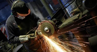 Duro panorama para el empleo industrial y la cadena de pagos: cuáles son los principales problemas