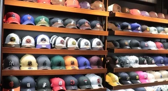 Las gorras más famosas del mundo llegan a los shoppings de Argentina