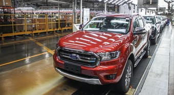 Automotriz lanza préstamos en dólares para financiar la compra de pick-ups