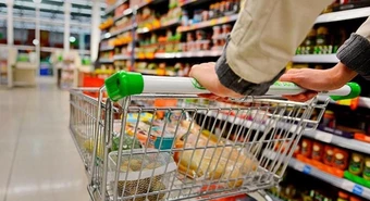 Qué se puede comprar con un salario promedio en Argentina