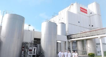 La láctea Verónica acumula deuda: $1.300 M en cheques rechazados