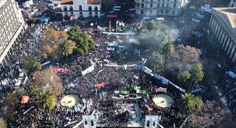 Cristina Fernández a la militancia: "El modelo Milei tiene vencimiento"