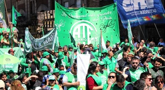 Milei eliminó el asueto del día del empleado público, ¿qué pasa en Santa Fe?