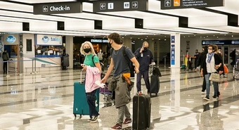 Mayo cerró con más salidas que entradas de turistas 