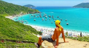 Más cepo: el Gobierno sube el impuesto al dólar turista 