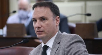 "No podemos tener rutas del tercer mundo por donde circula la riqueza"