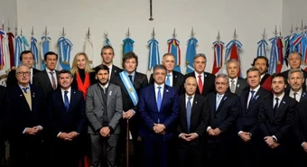 Consejo de Mayo: danza de nombres para el representante de las provincias  