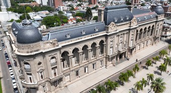 El PJ santafesino propone que gobernador y vice puedan ser reelectos   