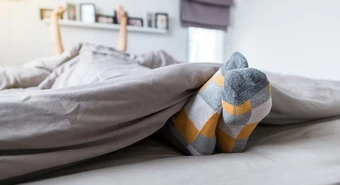 Cuál es el truco para dormir calentito en invierno y no gastar de más