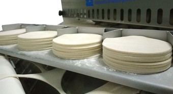 Por el boom de la empanada argentina, pyme rosarina pisa fuerte en España