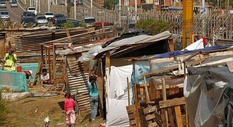 Pobreza: la cifra del primer semestre de 2025 es la más baja en siete años