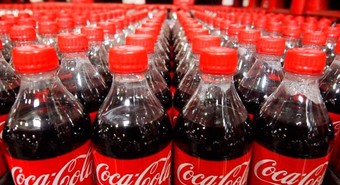 Trump quiere cambiar la fórmula de la Coca-Cola: ¿a quiénes perjudicaría?