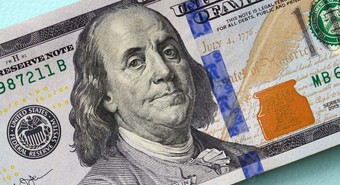 Sin cepo, ¿a cuánto se vendieron el dólar oficial, el blue y el MEP? 