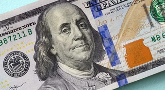 Sin cepo, ¿a cuánto se vendieron el dólar oficial, el blue y el MEP? 