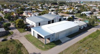 Invierte u$s1,5 M para levantar nueva nave industrial, oficinas y showroom 