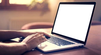 La mitad de los jóvenes quiere otro trabajo para sumar ingresos extra 