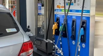 Volvió a subir la nafta, ¿cuánto cuesta llenar el tanque en Rosario? 