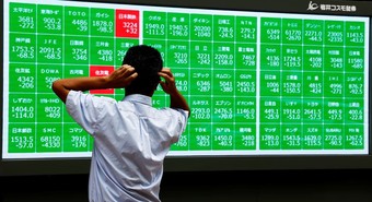 Histórica caída de la Bolsa de Tokio ya impacta en el resto de los mercados