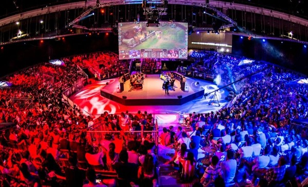 ¡La Pantalla es el Escenario! Cómo el Entretenimiento Digital Transformó Argentina