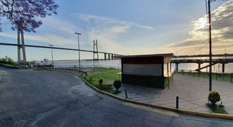 Llaman a licitación para explotar un emblemático bar con vista al río