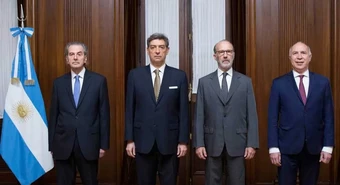 Qué cargos públicos tienen los sueldos más altos en Argentina
