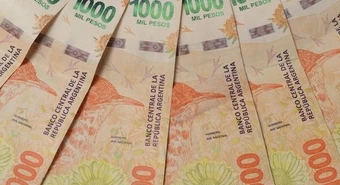 Estatales abrocharon suba del 10% para noviembre y bono extraordinario