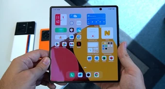 Vivo celu plegable 