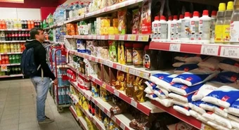 Se vaciaron los changuitos en octubre, pero repuntó leve la venta mayoristas