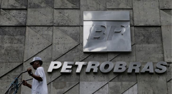 Petrobras vuelve al país: firma un acuerdo con YPF apuntando a Vaca Muerta