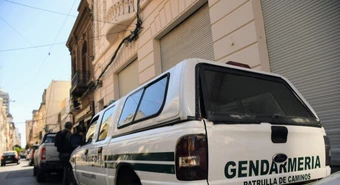 Presencia de Gendarmería en la sede local de Transtlántica