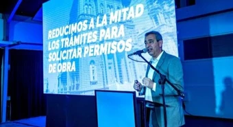 Javkin anunció un plan para eliminar tasas, agilizar trámites y habilitaciones