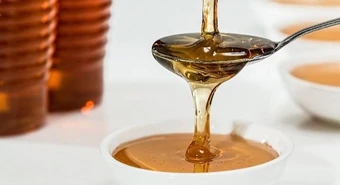 Prohíben la venta de aceites, miel y productos de higiene personal 