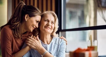 Qué y cómo eligen los argentinos los regalos del Día de la Madre