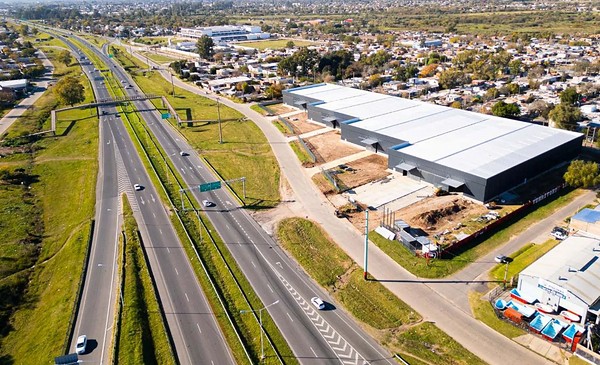 Photo: puntobiz.com.ar Rosario Warehouses: 70.5% Rental Surge in 2026