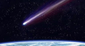 Se acerca a la Tierra un cometa tres veces más grande que el Monte Everest