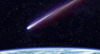 Se acerca a la Tierra un cometa tres veces más grande que el Monte Everest